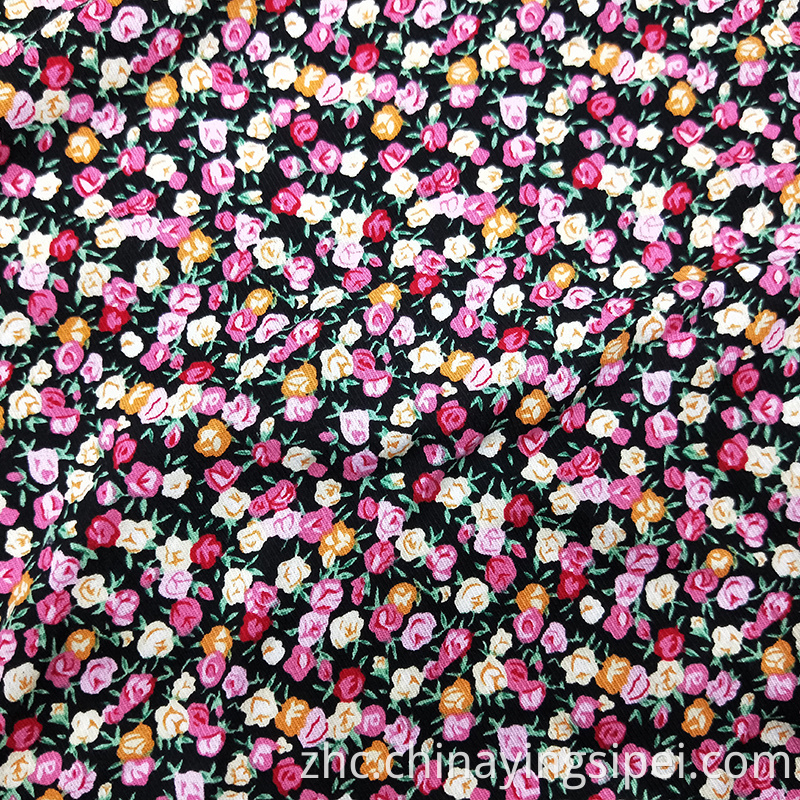 工厂就绪商品小花卉可爱设计棉花印花斜纹斜纹棉花棉斜纹质面料